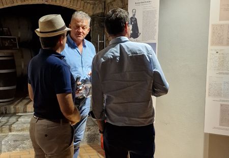 Obisk predsednika Kmetijske zbornice Koroške Siegfrieda Huberja_ogled kleti de Baguer