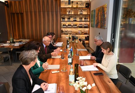 delovno srečanje gospodarskega ministra Matjaža Hana in župana Občine Brda Franca Mužiča