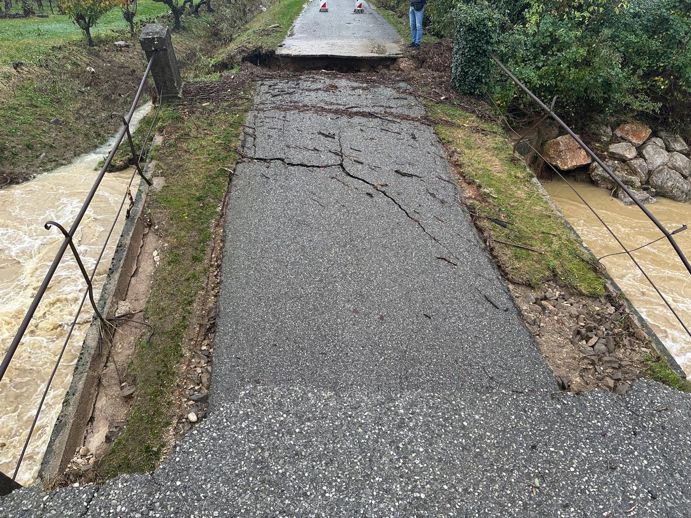 Most pod vasjo Snežeče