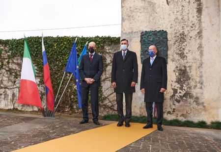Spomenik_ZvonimirSimcic_2___Manuel_Kovsca.jpg