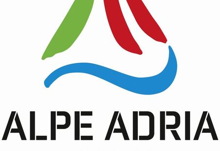 pictures-newspaper-1-2012-Logo_AAT_rund_451534.jpg
